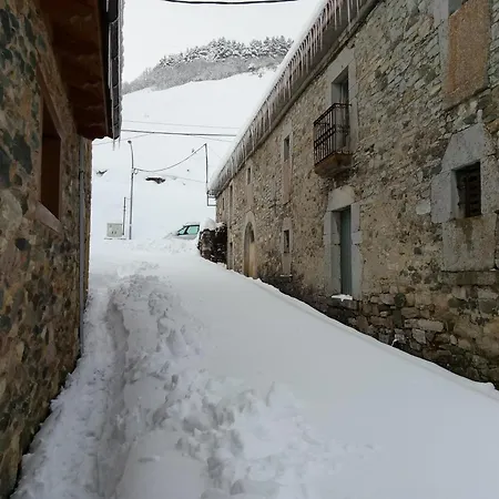Casa Aires De Pajares Holiday home *