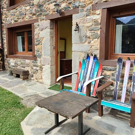 Holiday home Casa Aires De Pajares Camplengo
