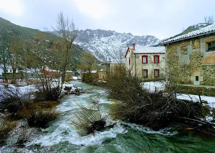 בית נופש Casa Aires De Pajares *